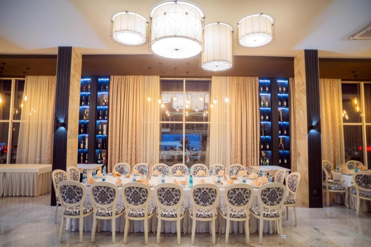 Manhattan Hotel & Restaurant Chişinău Eksteriør billede