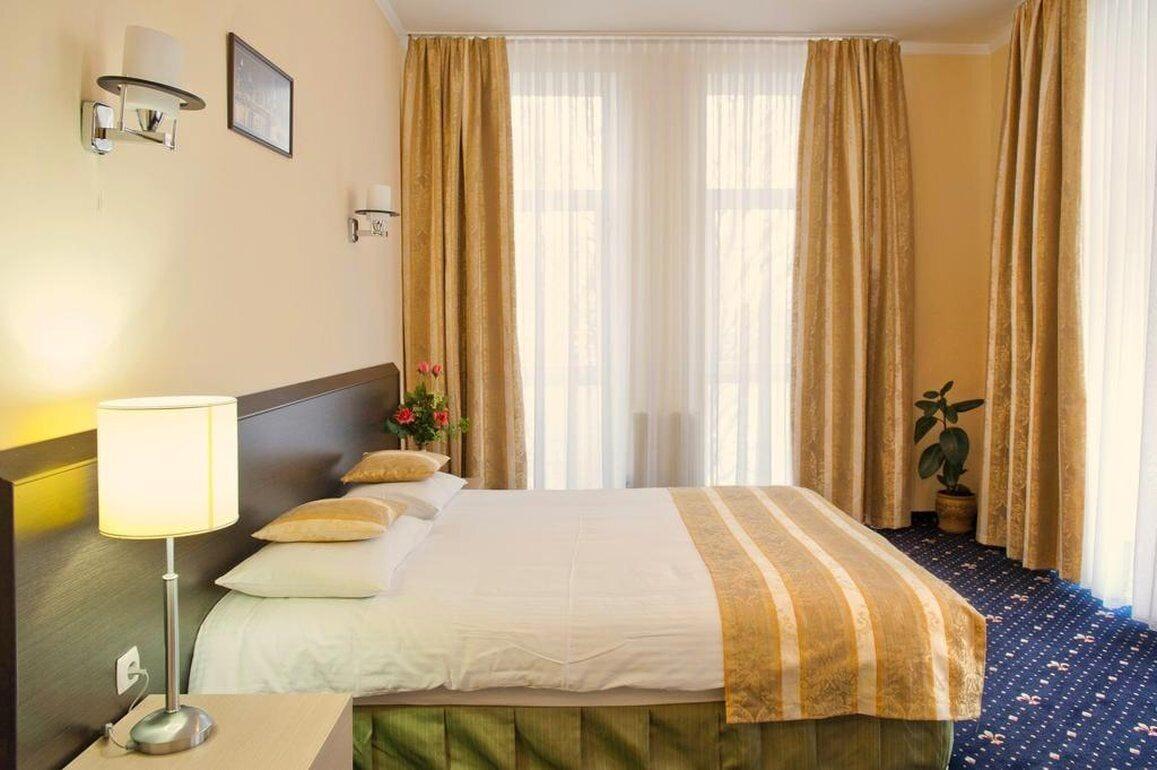 Manhattan Hotel & Restaurant Chişinău Eksteriør billede