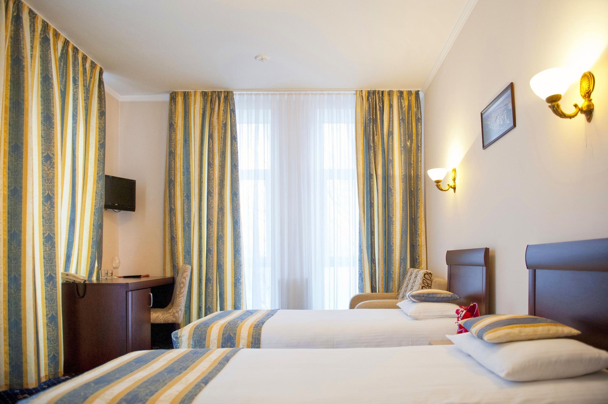 Manhattan Hotel & Restaurant Chişinău Eksteriør billede