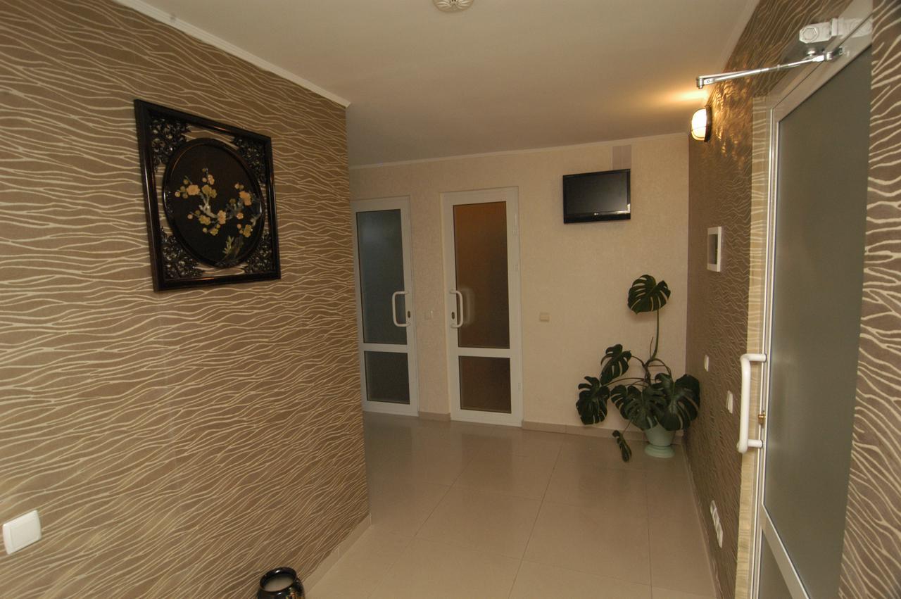 Manhattan Hotel & Restaurant Chişinău Eksteriør billede